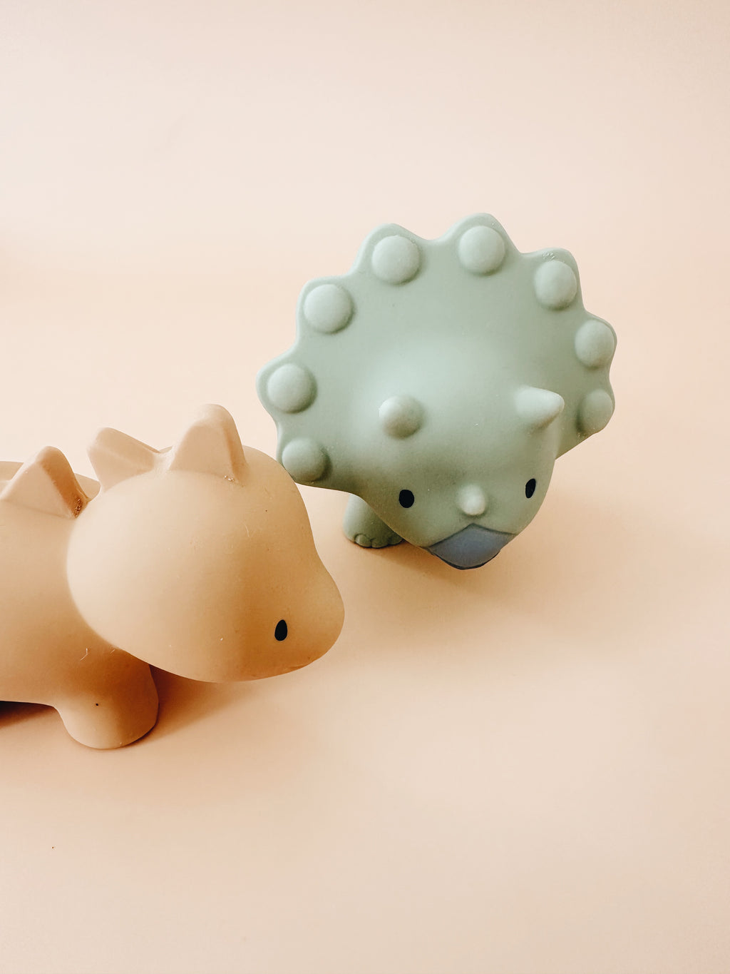 Natural Rubber Teether/Rattle/Bath Toy - Andnest.com