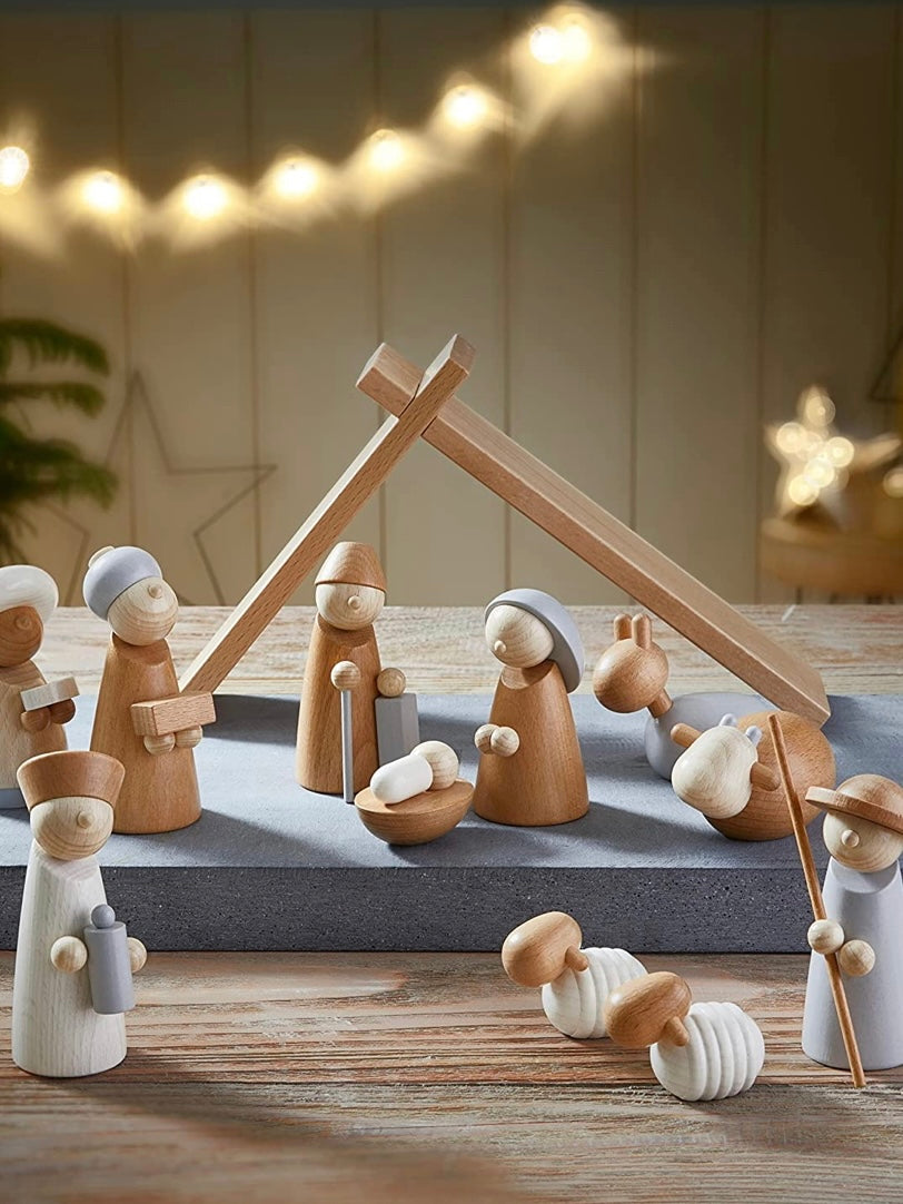 Wooden Nativity Scene - Andnest.com