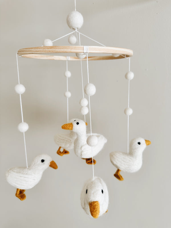 Handmade Wool Felt Mobile - Ducklings - Andnest.com