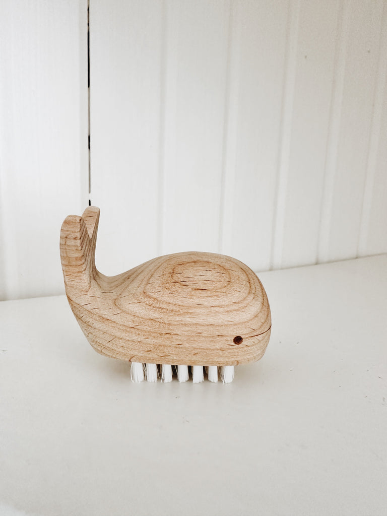 Wooden Nail brush - Whale - Andnest.com