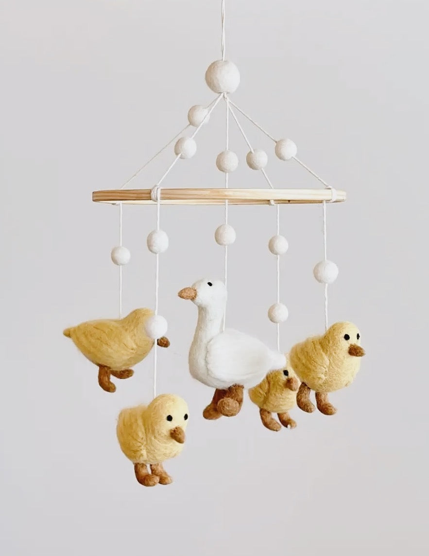 Handmade Wool Felt Mobile - Ducklings - Andnest.com