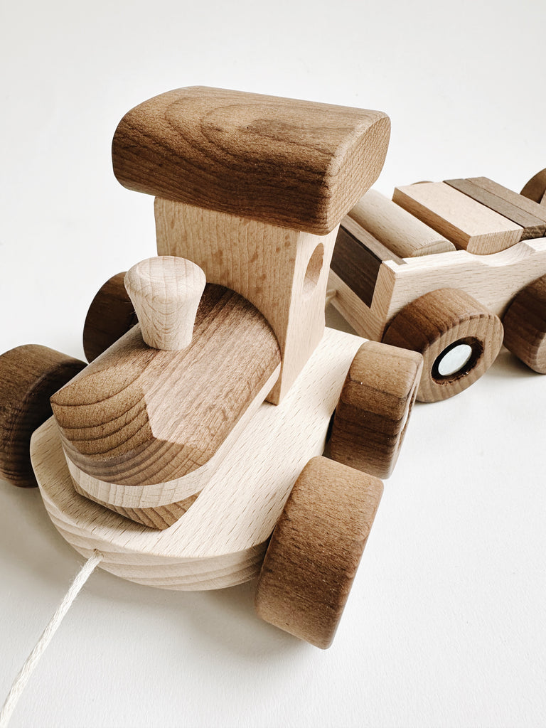 Wooden Pull-Along Train - Wooden Blocks - Andnest.com