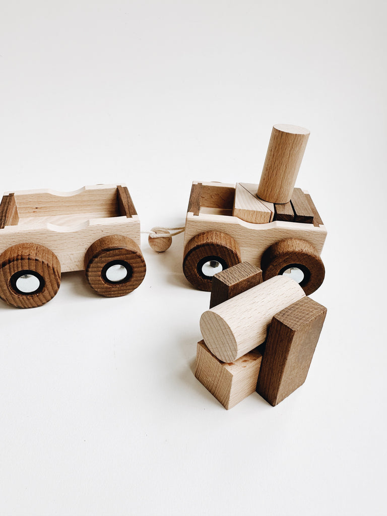 Wooden Pull-Along Train - Wooden Blocks - Andnest.com