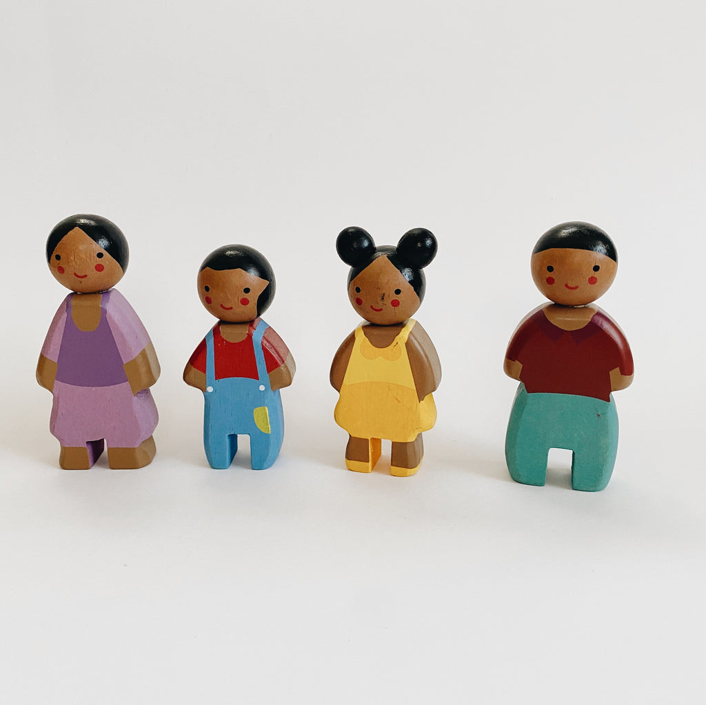 Sunny Doll Family - Andnest.com