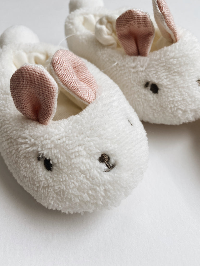 Snuggle Baby Bunny Slippers - Andnest.com