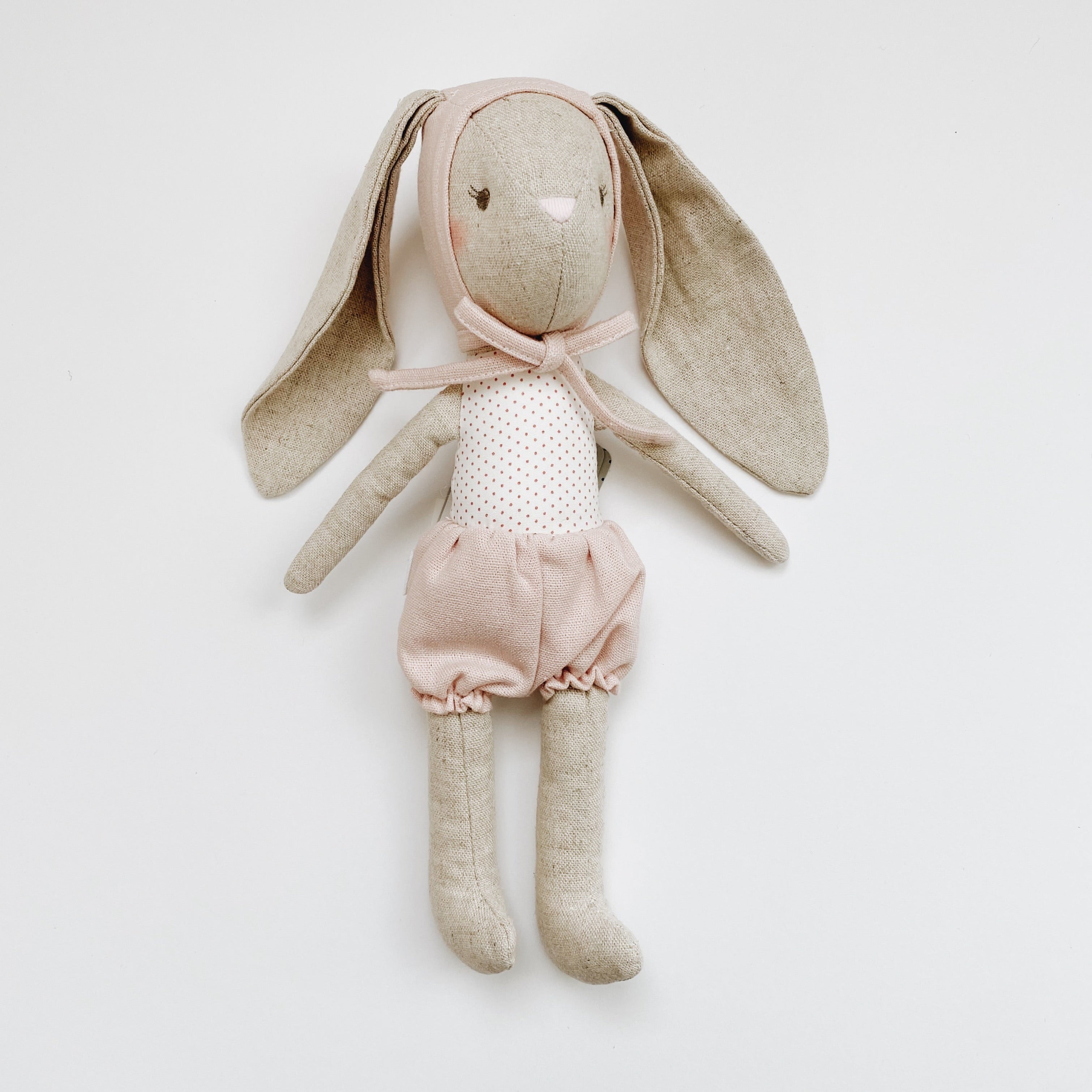 Baby Bunny in Bonnet or Bow Tie– Andnest