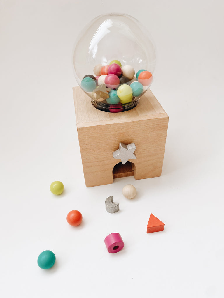 Wooden Gumball Machine - Andnest.com