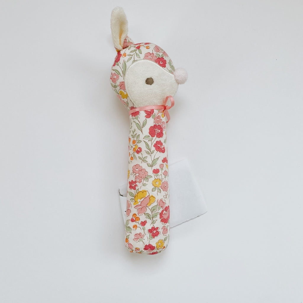 Fawn Squeaker Rattle - Andnest.com