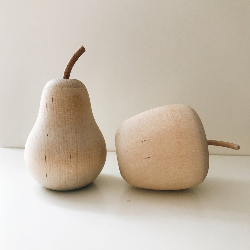 Wooden Apple and Pear - Andnest.com